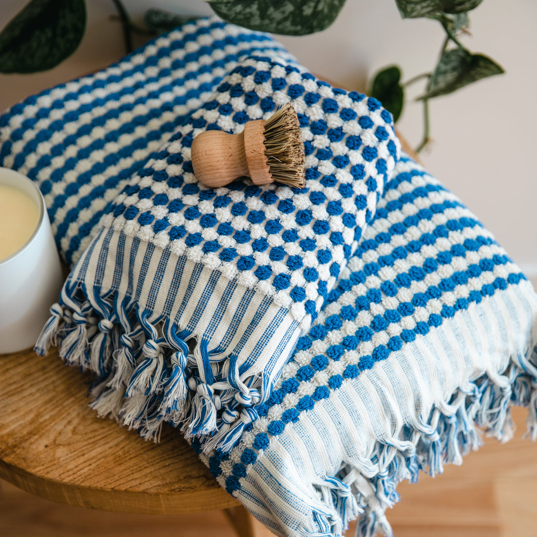 THIRSTY TOWEL CO. - Indigo and White Pom Pom Turkish Cotton Hand Towel