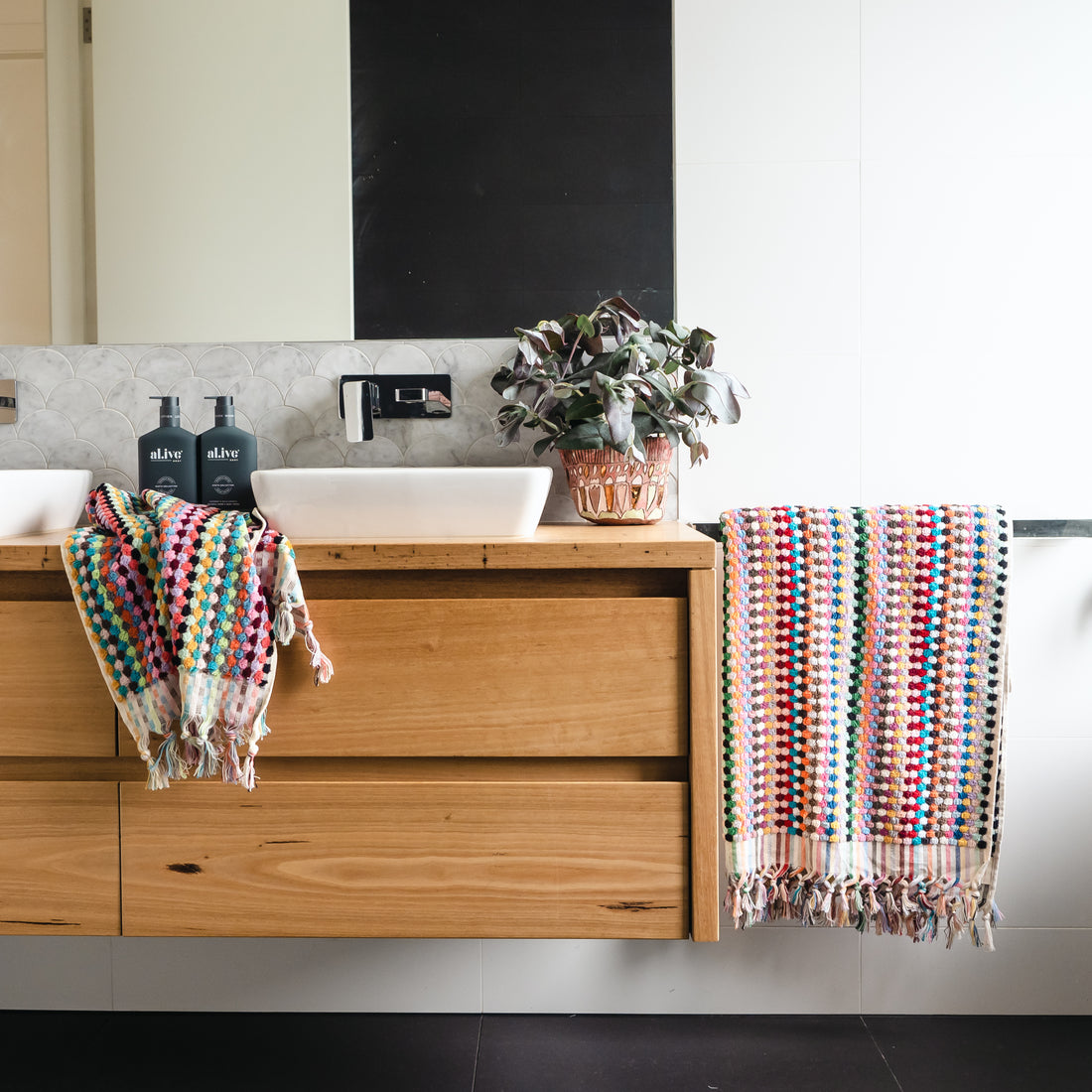 THIRSTY TOWEL CO. - SPRINKLES Turkish Cotton Pom Pom Bundle
