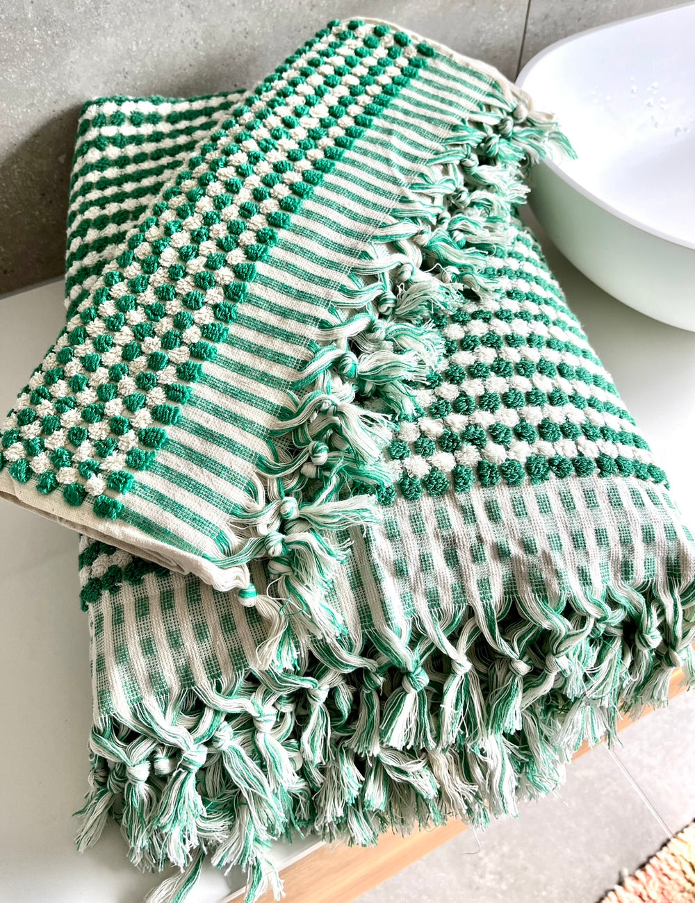 MINTIES Pom Pom Turkish Hand Towel